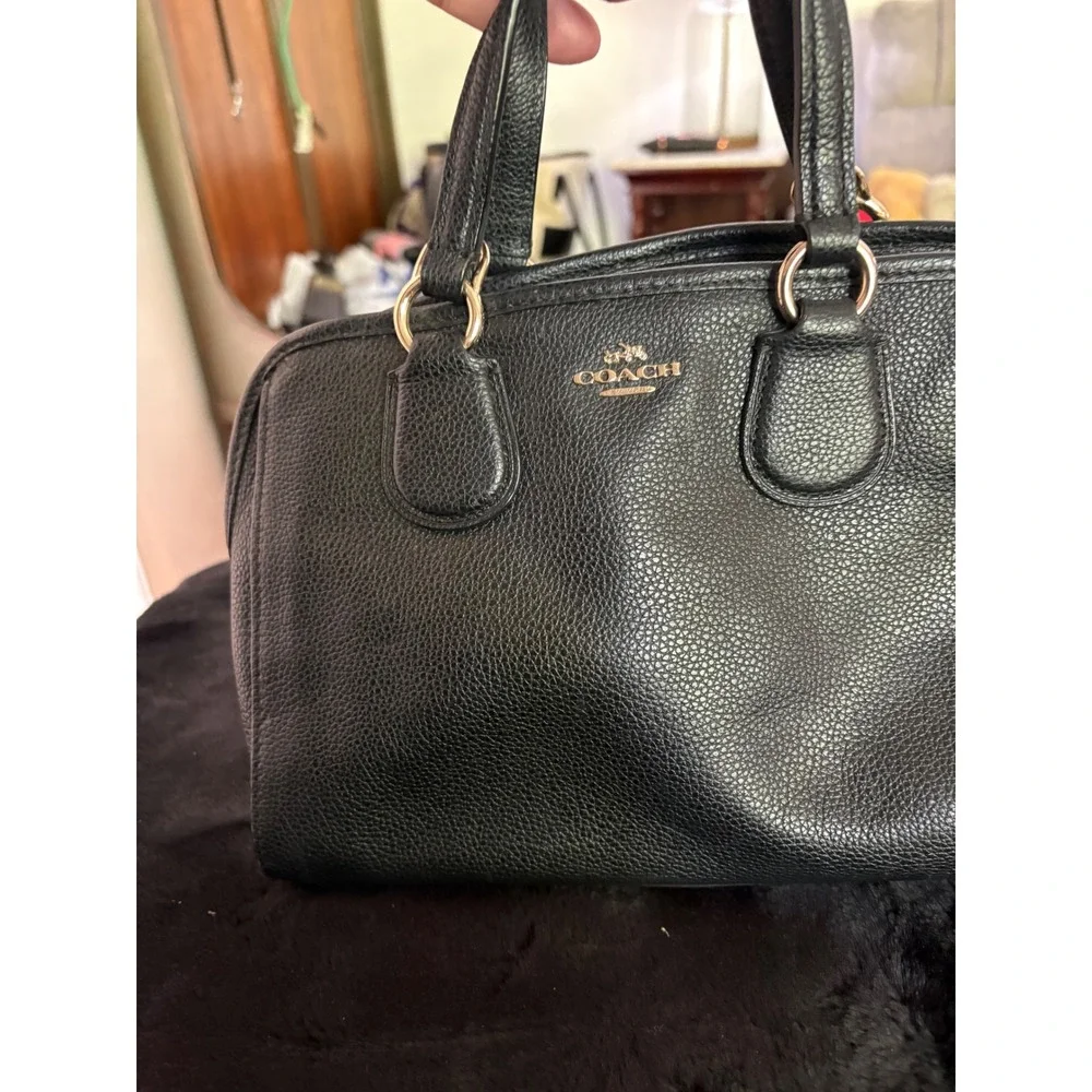 Coach Black Pebbled Leather Satchel Bag Gold Hardware Horse and Carriage Logo